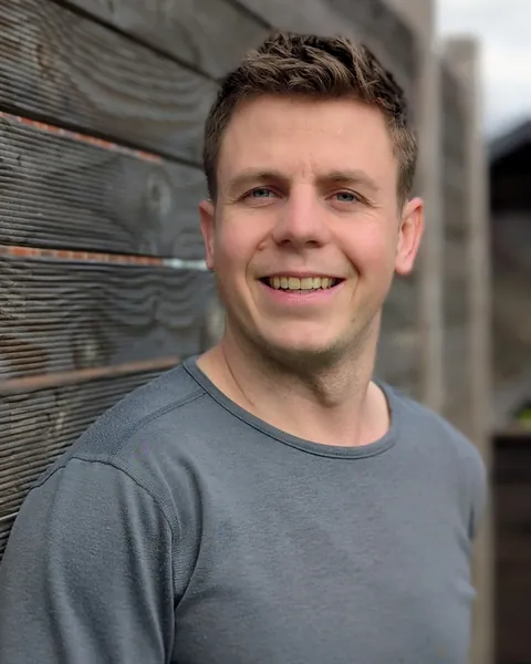 Porträt von Jörn Becker